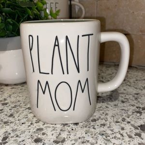 Rae Dunn “Plant Mom” Mug
